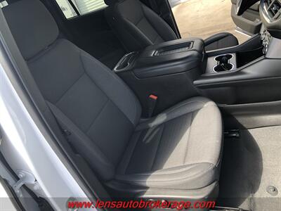 2022 GMC Yukon SLE  *Roomy 2wd With A Great Look! - Photo 26 - Tucson, AZ 85705