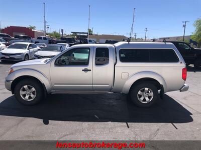 2009 Nissan Frontier SE V6  6 Speed 4x4! - Photo 5 - Tucson, AZ 85705