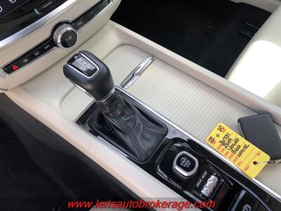 2019 Volvo S60 T5 Momentum  *One Sweet Ride! - Photo 15 - Tucson, AZ 85705