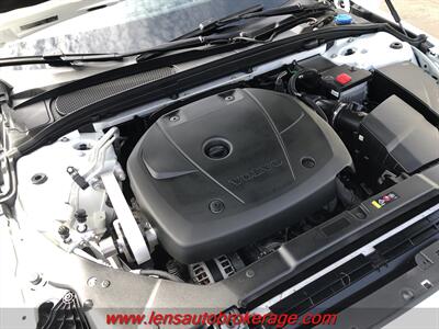 2019 Volvo S60 T5 Momentum  *One Sweet Ride! - Photo 24 - Tucson, AZ 85705