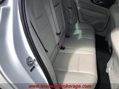 2019 Volvo S60 T5 Momentum  *One Sweet Ride! - Photo 20 - Tucson, AZ 85705