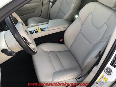 2019 Volvo S60 T5 Momentum  *One Sweet Ride! - Photo 12 - Tucson, AZ 85705