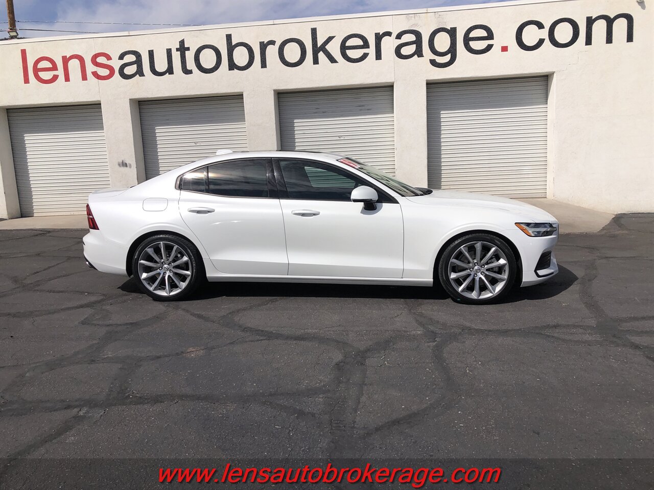 2019 Volvo S60 T5 Momentum  *One Sweet Ride! - Photo 1 - Tucson, AZ 85705