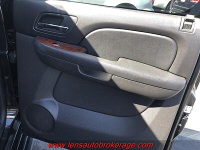 2010 Chevrolet Avalanche LTZ  4wd! *One Cared For Avalanche! - Photo 19 - Tucson, AZ 85705