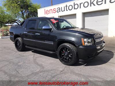 2010 Chevrolet Avalanche LTZ  4wd! *One Cared For Avalanche! - Photo 2 - Tucson, AZ 85705