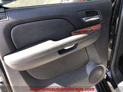 2010 Chevrolet Avalanche LTZ  4wd! *One Cared For Avalanche! - Photo 17 - Tucson, AZ 85705
