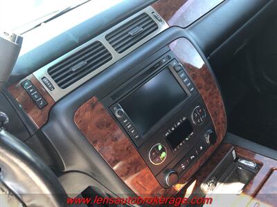 2010 Chevrolet Avalanche LTZ  4wd! *One Cared For Avalanche! - Photo 14 - Tucson, AZ 85705