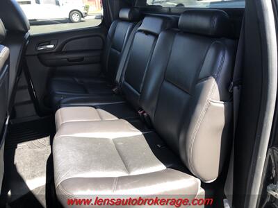 2010 Chevrolet Avalanche LTZ  4wd! *One Cared For Avalanche! - Photo 18 - Tucson, AZ 85705