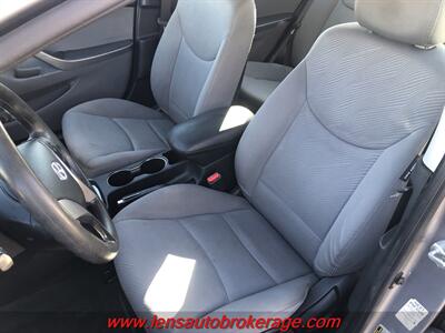 2013 Hyundai ELANTRA GLS  *Clean & Economic Sedan! - Photo 12 - Tucson, AZ 85705