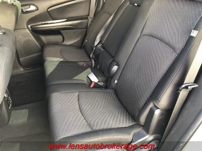 2011 Dodge Journey Crew  *Nice Little 3rd Row Journey! - Photo 8 - Tucson, AZ 85705