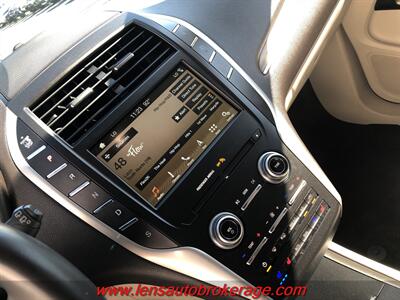 2018 Lincoln MKC Reserve  *Super Nice & Only 57k Miles! - Photo 14 - Tucson, AZ 85705