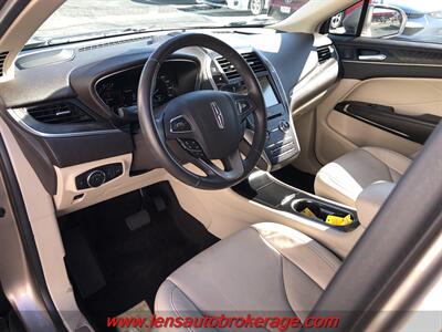 2018 Lincoln MKC Reserve  *Super Nice & Only 57k Miles! - Photo 10 - Tucson, AZ 85705