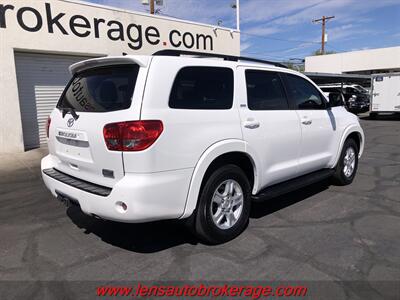 2016 Toyota Sequoia SR5  *Nice 3rd Row equipped 2wd! *COMING SOON! - Photo 7 - Tucson, AZ 85705