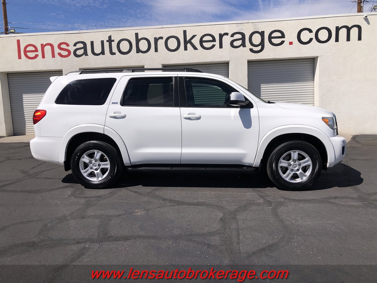 2016 Toyota Sequoia SR5  *Nice 3rd Row equipped 2wd! *COMING SOON! - Photo 1 - Tucson, AZ 85705