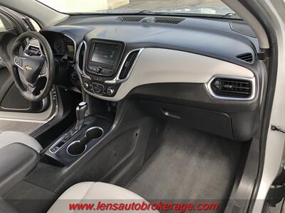 2018 Chevrolet Equinox LS  *Only 65k Miles! - Photo 21 - Tucson, AZ 85705