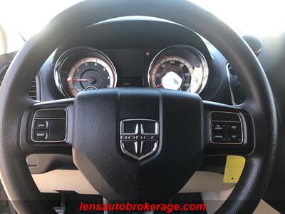 2014 Dodge Grand Caravan SXT   - Photo 13 - Tucson, AZ 85705