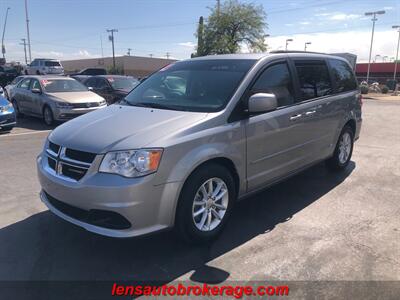 2014 Dodge Grand Caravan SXT   - Photo 4 - Tucson, AZ 85705