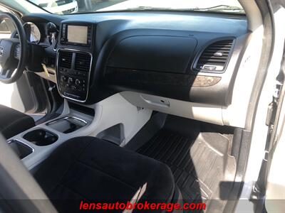 2014 Dodge Grand Caravan SXT   - Photo 21 - Tucson, AZ 85705