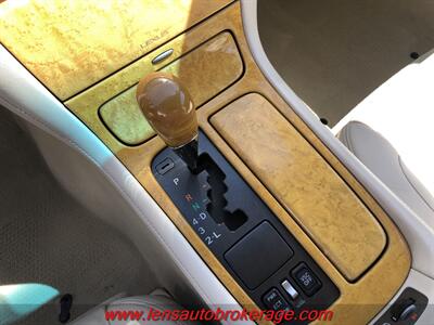 2002 Lexus SC  *One Clean Hard Top Convert. V8! *One Of Nicest For Sale By Far! - Photo 17 - Tucson, AZ 85705