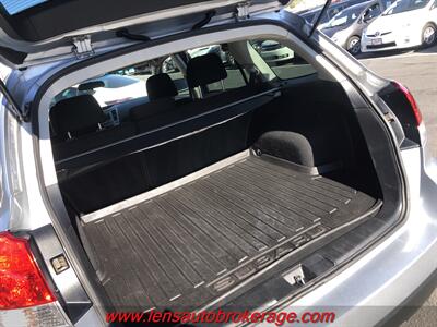 2013 Subaru Outback 2.5i  *Fresh In! - Photo 18 - Tucson, AZ 85705