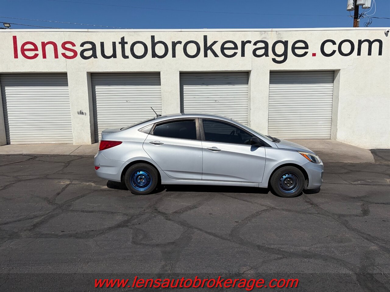 2017 Hyundai ACCENT SE   - Photo 1 - Tucson, AZ 85705