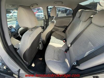 2017 Hyundai ACCENT SE   - Photo 7 - Tucson, AZ 85705
