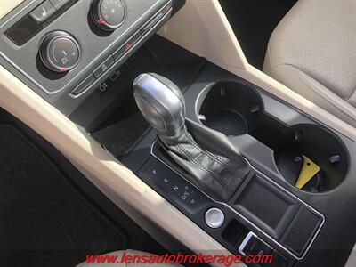 2018 Volkswagen Atlas V6 SE   - Photo 15 - Tucson, AZ 85705