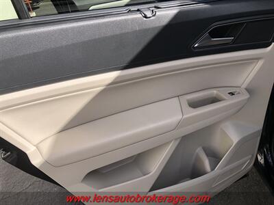 2018 Volkswagen Atlas V6 SE   - Photo 16 - Tucson, AZ 85705