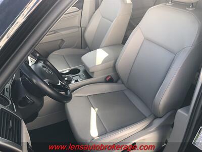 2018 Volkswagen Atlas V6 SE   - Photo 12 - Tucson, AZ 85705