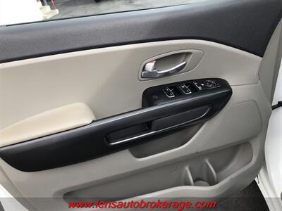 2016 Kia Sedona L  *Nothing Fancy...Just A Roomy Van! - Photo 9 - Tucson, AZ 85705