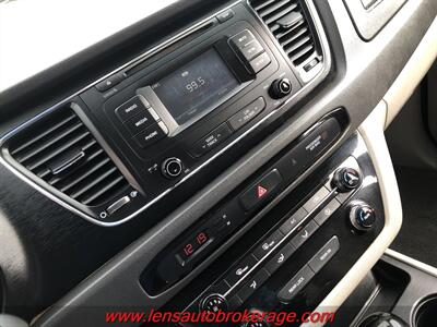 2016 Kia Sedona L  *Nothing Fancy...Just A Roomy Van! - Photo 14 - Tucson, AZ 85705