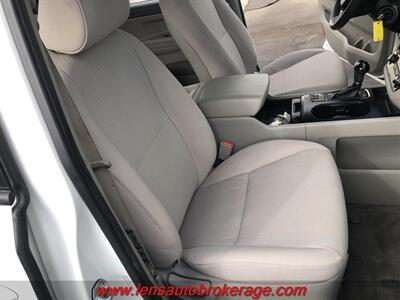 2016 Kia Sedona L  *Nothing Fancy...Just A Roomy Van! - Photo 22 - Tucson, AZ 85705