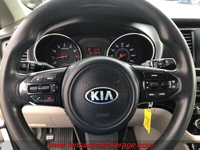 2016 Kia Sedona L  *Nothing Fancy...Just A Roomy Van! - Photo 13 - Tucson, AZ 85705