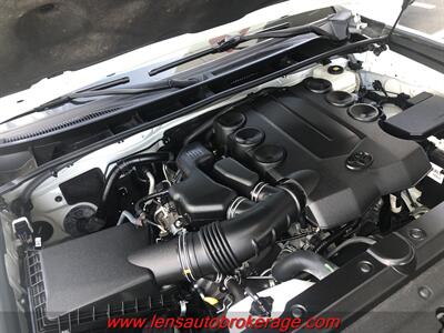 2018 Toyota 4Runner Limited   - Photo 29 - Tucson, AZ 85705