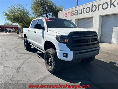 2014 Toyota Tundra SR5  CrewMax 4x4! - Photo 2 - Tucson, AZ 85705