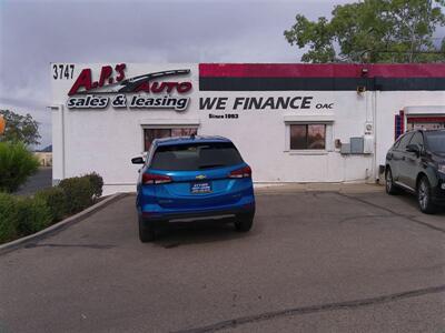 2024 Chevrolet Equinox LT   - Photo 3 - Tucson, AZ 85716