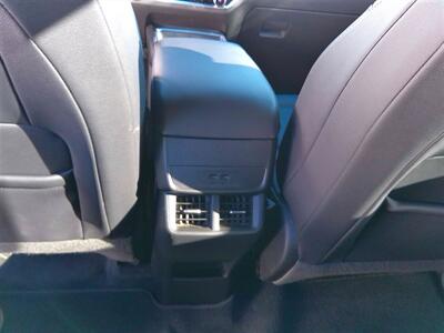 2025 Chevrolet Equinox LT   - Photo 15 - Tucson, AZ 85716