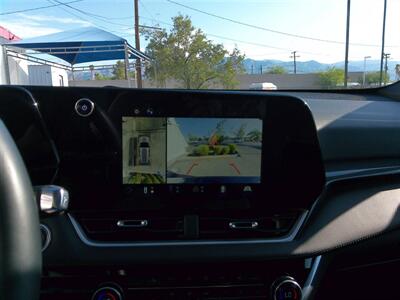2025 Chevrolet Equinox LT   - Photo 8 - Tucson, AZ 85716