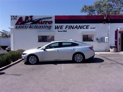 2022 Chevrolet Malibu LT   - Photo 2 - Tucson, AZ 85716
