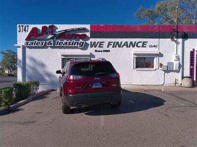 2019 Jeep Cherokee Latitude Plus   - Photo 3 - Tucson, AZ 85716