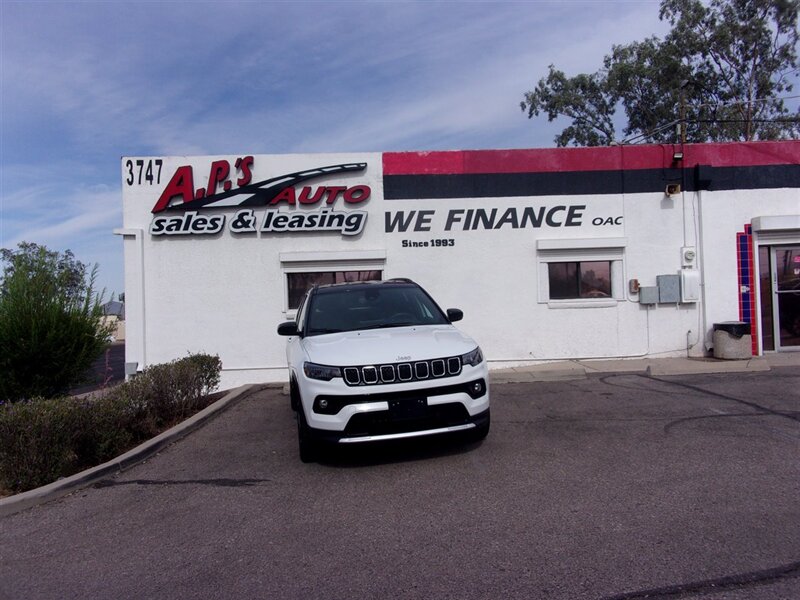 2024 Jeep Compass Latitude   - Photo 1 - Tucson, AZ 85716