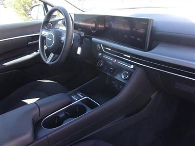 2024 Hyundai SONATA SEL   - Photo 9 - Tucson, AZ 85716