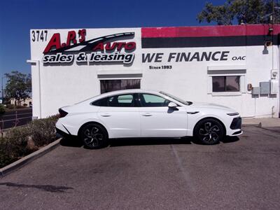 2024 Hyundai SONATA SEL   - Photo 5 - Tucson, AZ 85716