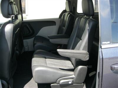 2014 Chrysler Town & Country Touring   - Photo 10 - Tucson, AZ 85716