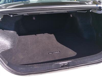 2025 Nissan Altima 2.5 SV   - Photo 17 - Tucson, AZ 85716