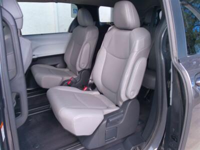 2025 Toyota Sienna XLE 7-Passenger   - Photo 5 - Tucson, AZ 85716