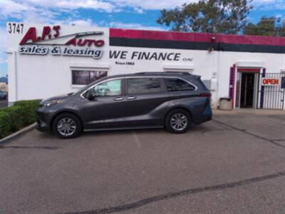 2025 Toyota Sienna XLE 7-Passenger   - Photo 15 - Tucson, AZ 85716