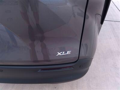 2025 Toyota Sienna XLE 7-Passenger   - Photo 9 - Tucson, AZ 85716