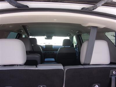 2025 Honda Pilot EX-L   - Photo 17 - Tucson, AZ 85716