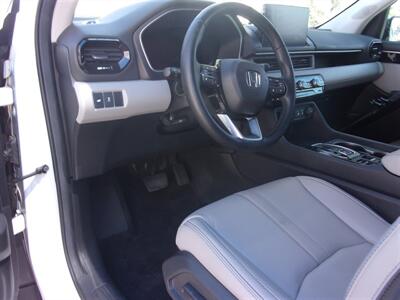 2025 Honda Pilot EX-L   - Photo 8 - Tucson, AZ 85716